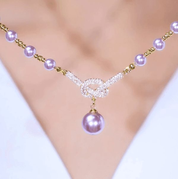 Elegant And Luxurious Women's Pearl Necklace